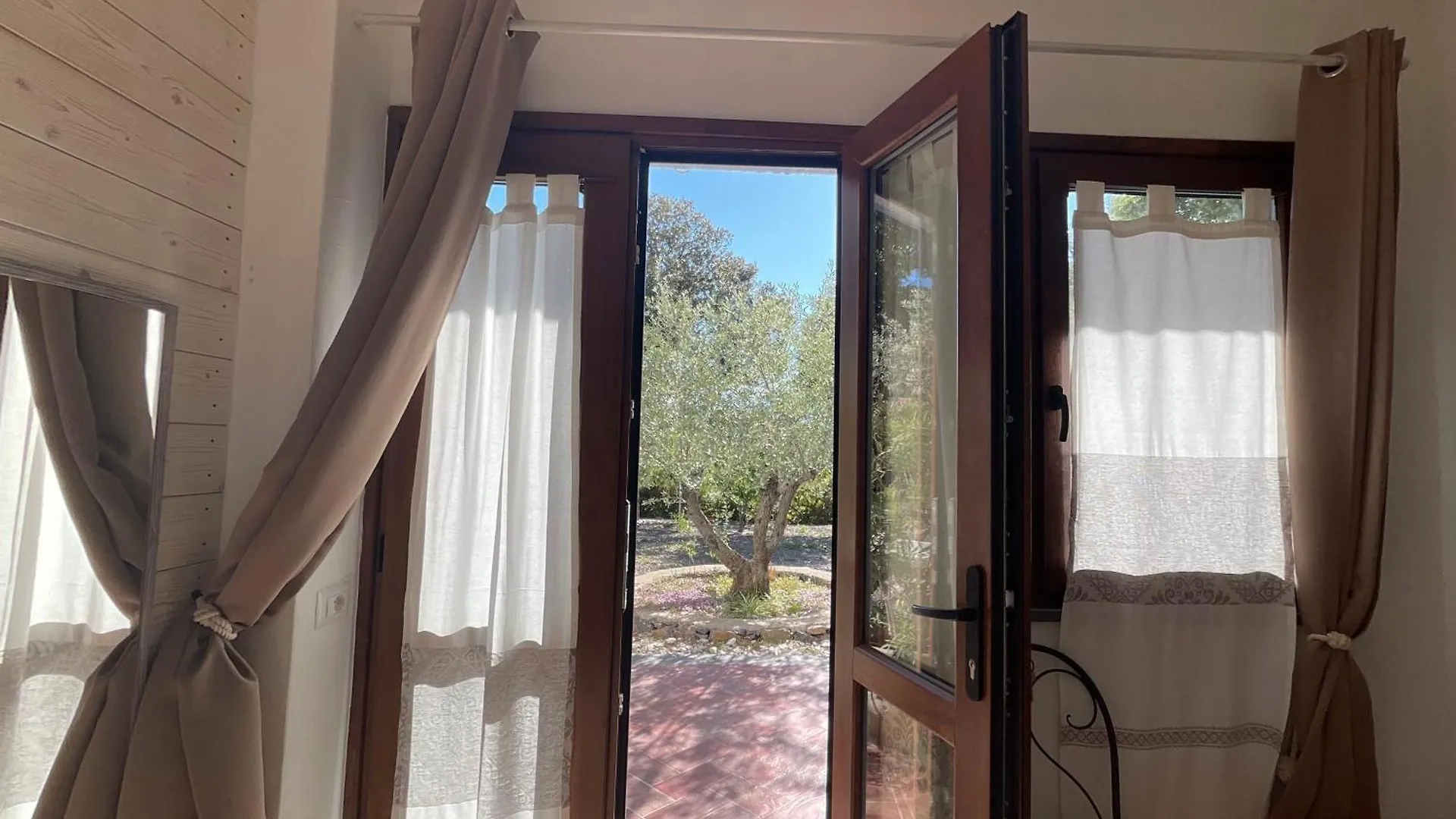Residenza Di Campagna Dolmen Motorra Pensionat Dorgali Italien
